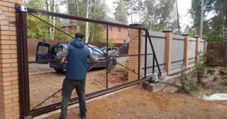 Купить услугу монтаж ворот Амурск, цена от 2604 руб.